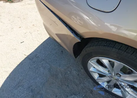2019 Chevrolet Malibu Lt from USA, damaged, VIN 1G1ZD5ST6KF144483